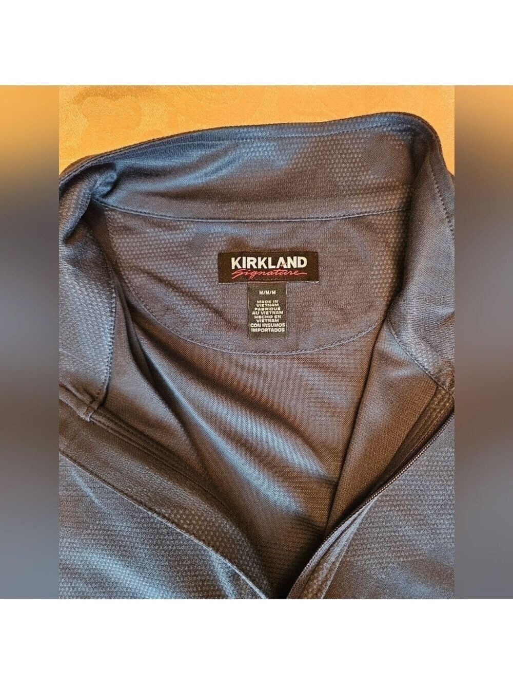 Med. Kirkland Signature Blue Quarter Zip Performance Pullover w/ Subtle Camo NWT - Picture 2 of 8